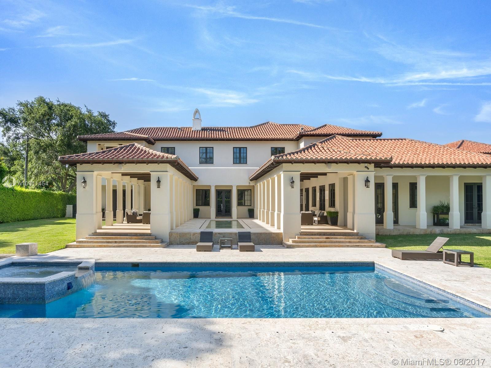 TOWN & RANCH ESTS - Residential