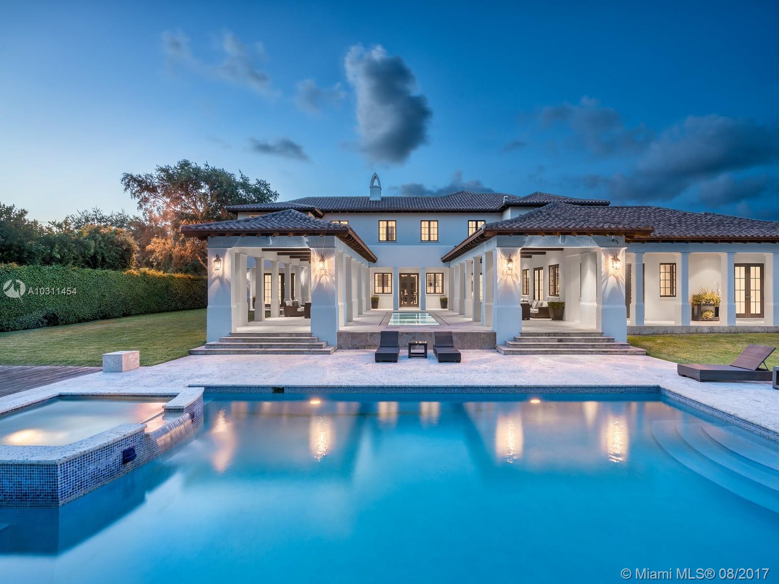 TOWN & RANCH ESTS - Residential