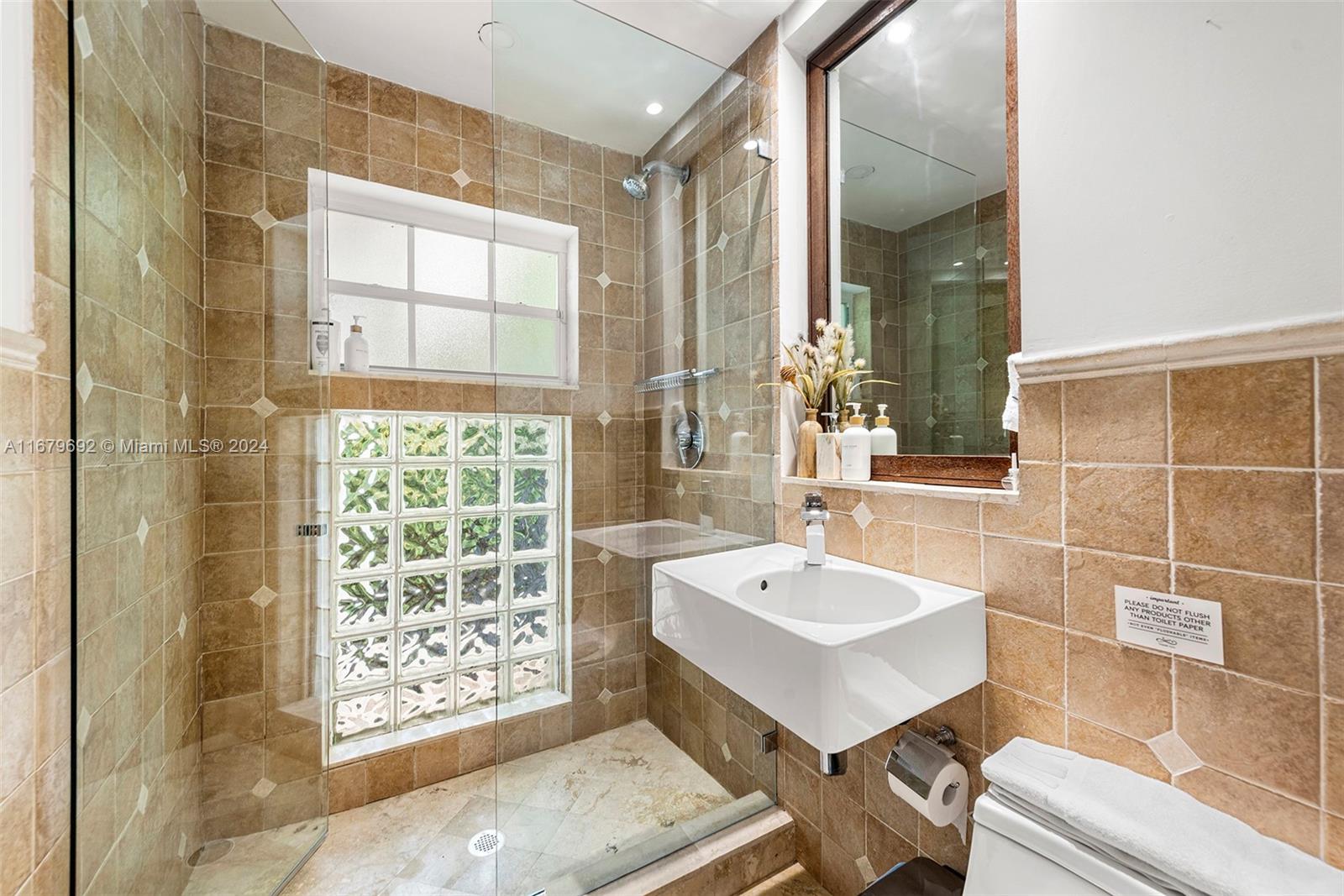 OCEAN VIEW HEIGHTS - Residential