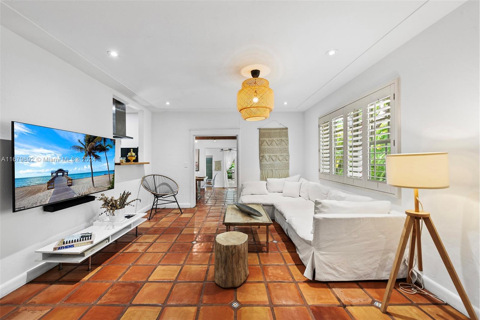 OCEAN VIEW HEIGHTS - Residential