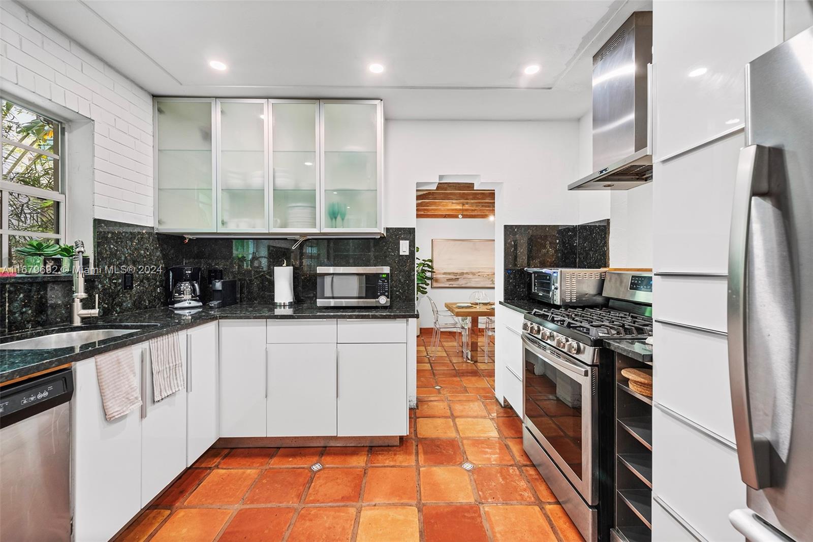 OCEAN VIEW HEIGHTS - Residential