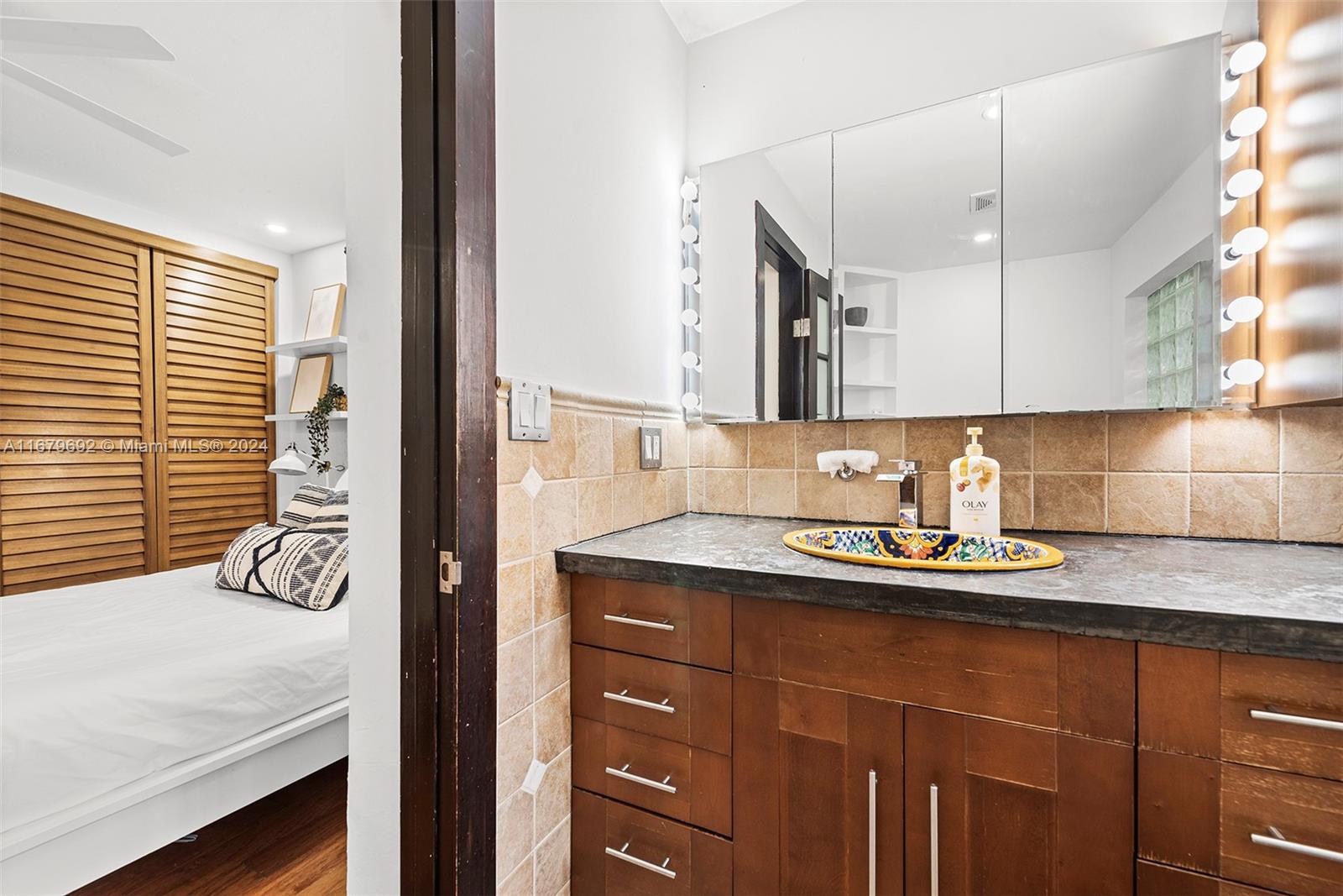 OCEAN VIEW HEIGHTS - Residential