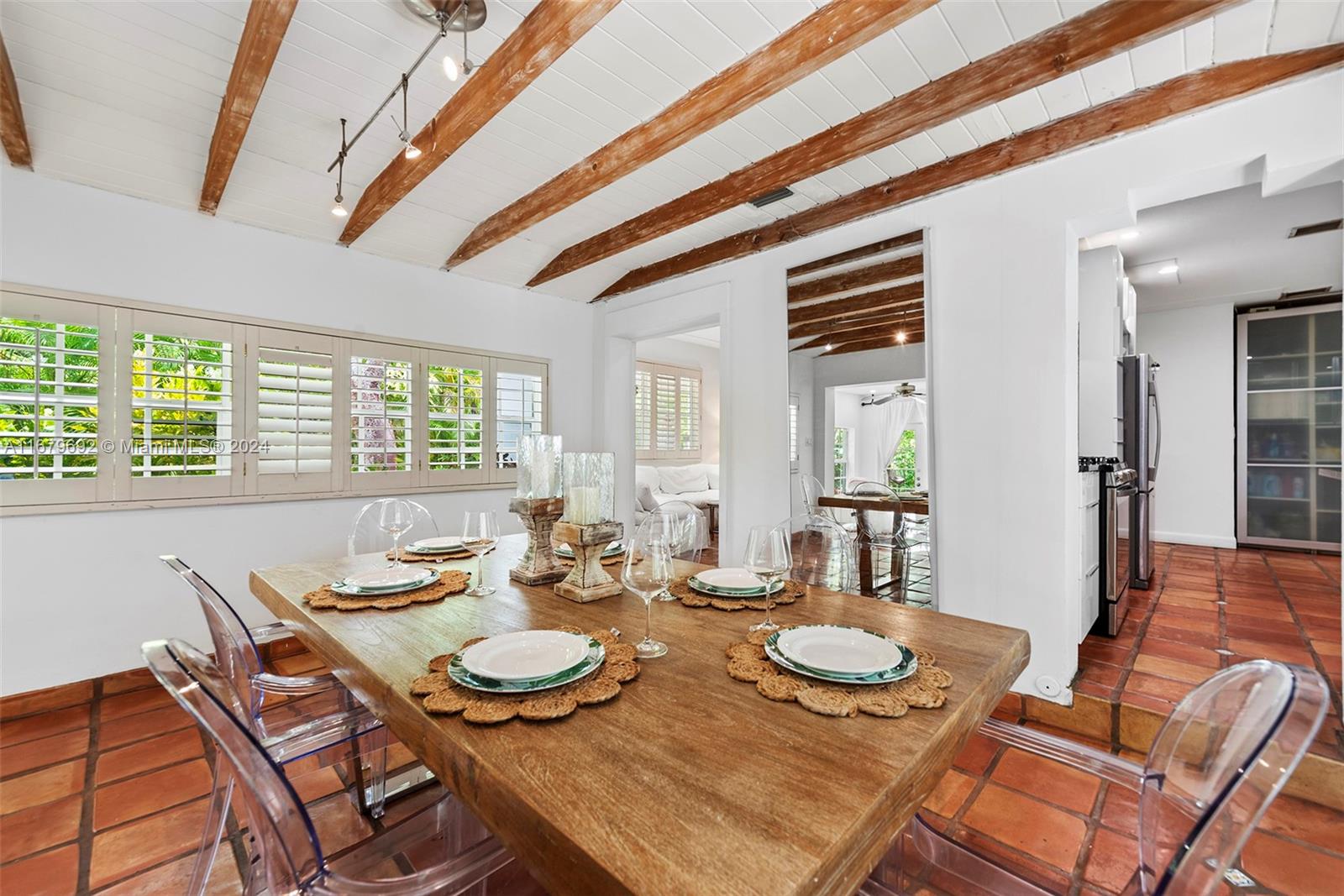 OCEAN VIEW HEIGHTS - Residential