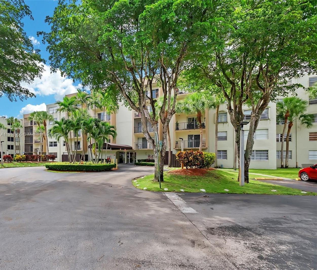 CYPRESS CLUB OF KENDALE C - Residential Lease