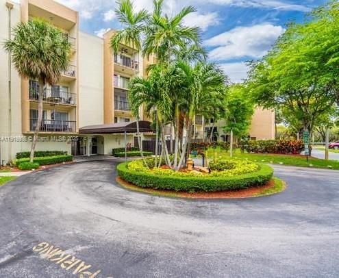 CYPRESS CLUB OF KENDALE C - Residential Lease