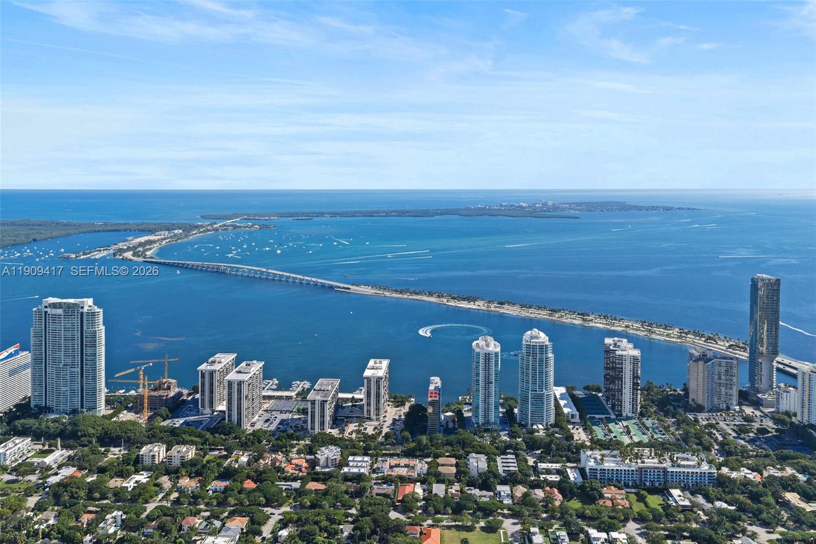 RISE CONDO - Residential