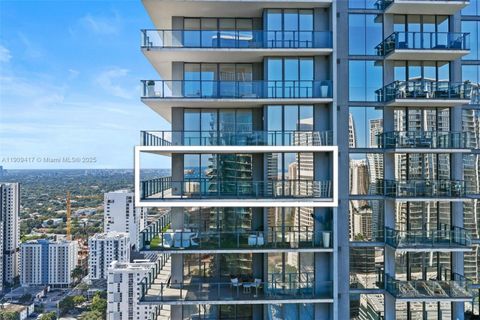 Photo of 88 SW 7th St #3101, Miami, FL 33130 (MLS # A11909417)