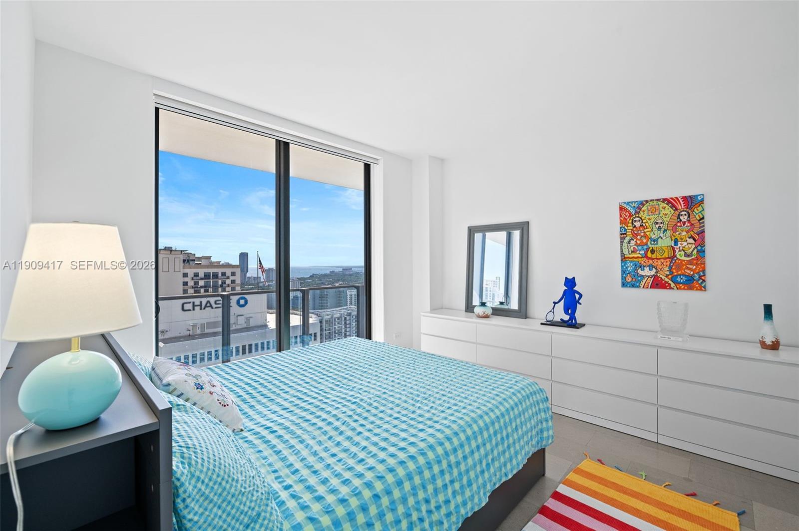 RISE CONDO - Residential