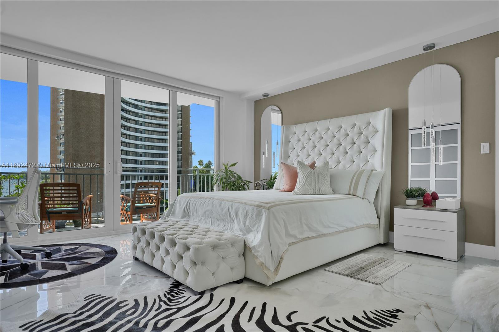 PALM BAY CONDOMINIUM - Residential