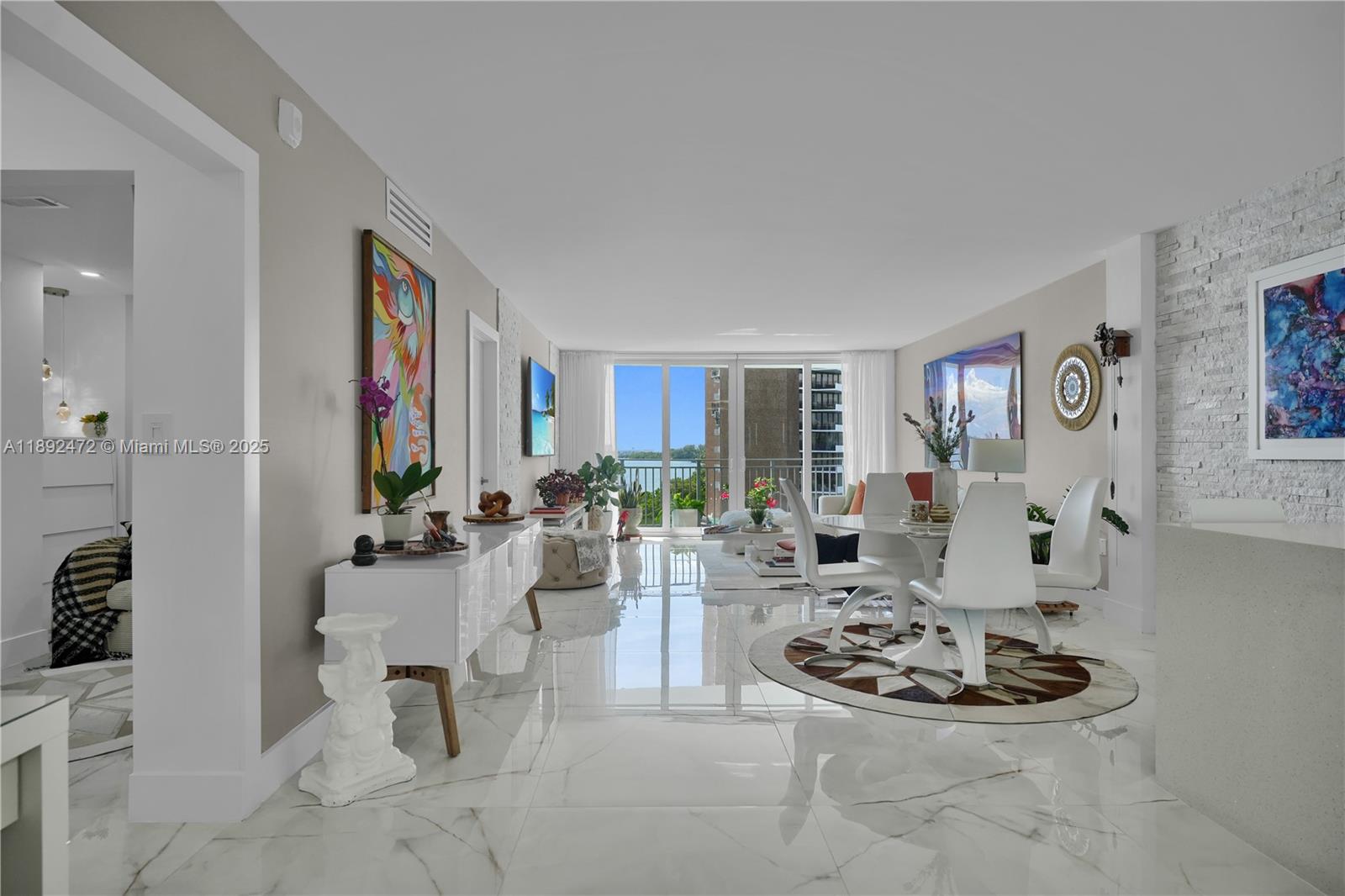 PALM BAY CONDOMINIUM - Residential