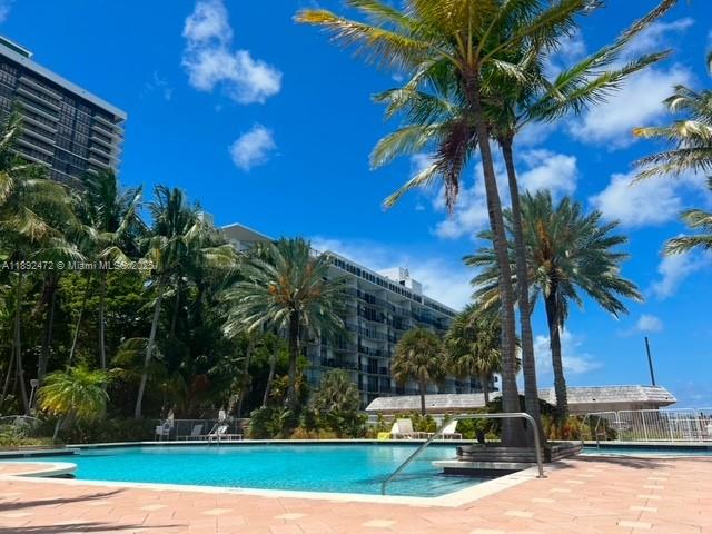 PALM BAY CONDOMINIUM - Residential