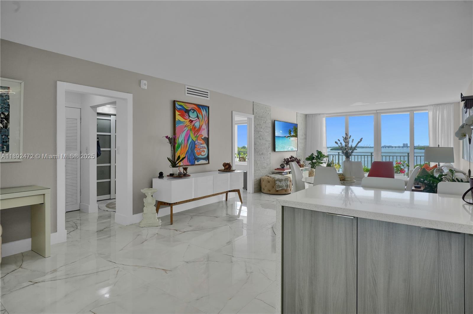 PALM BAY CONDOMINIUM - Residential