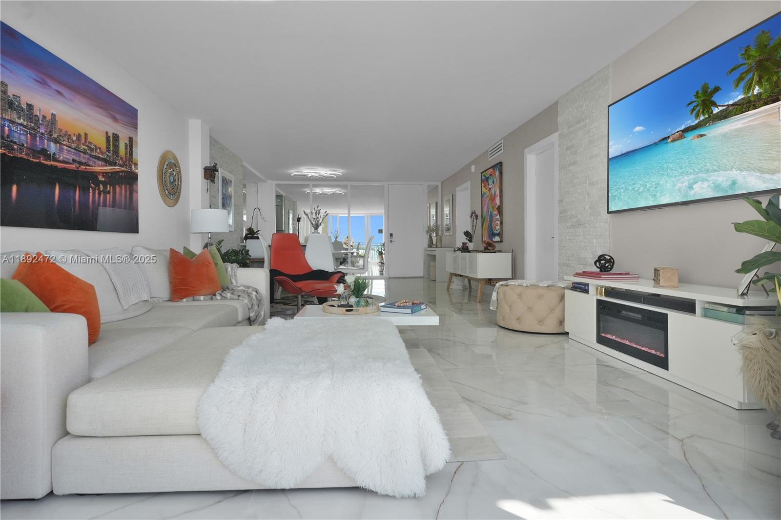 PALM BAY CONDOMINIUM - Residential