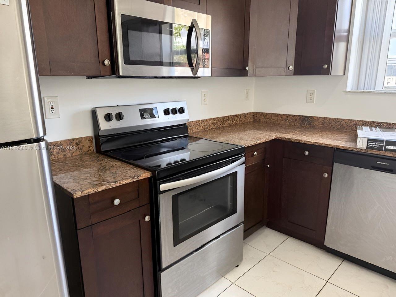 DON ELIAS ESTATES - Residential