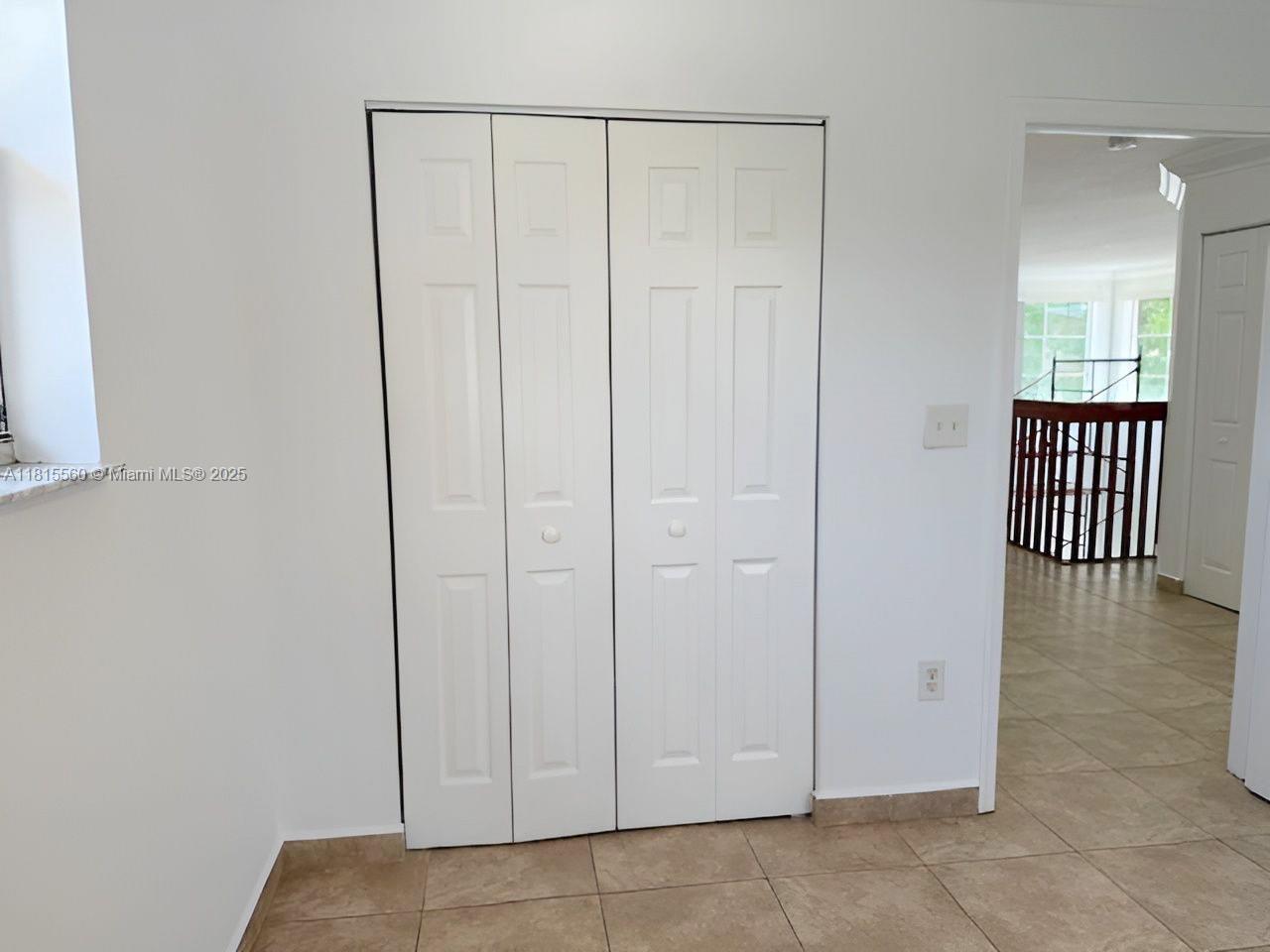 DON ELIAS ESTATES - Residential