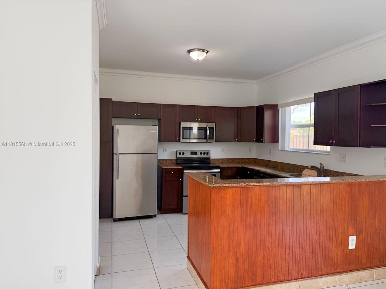 DON ELIAS ESTATES - Residential