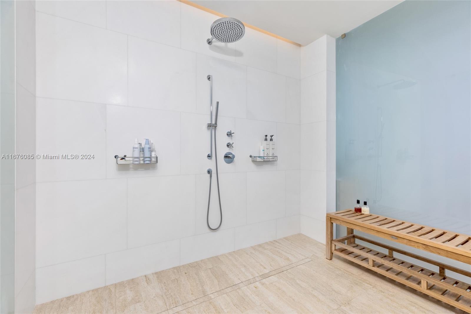 SURF CLUB CONDO - Residential