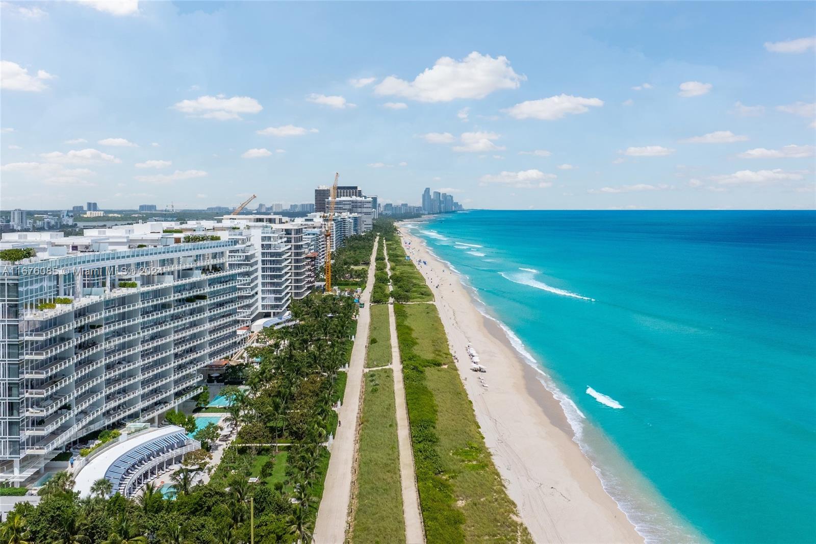 SURF CLUB CONDO - Residential