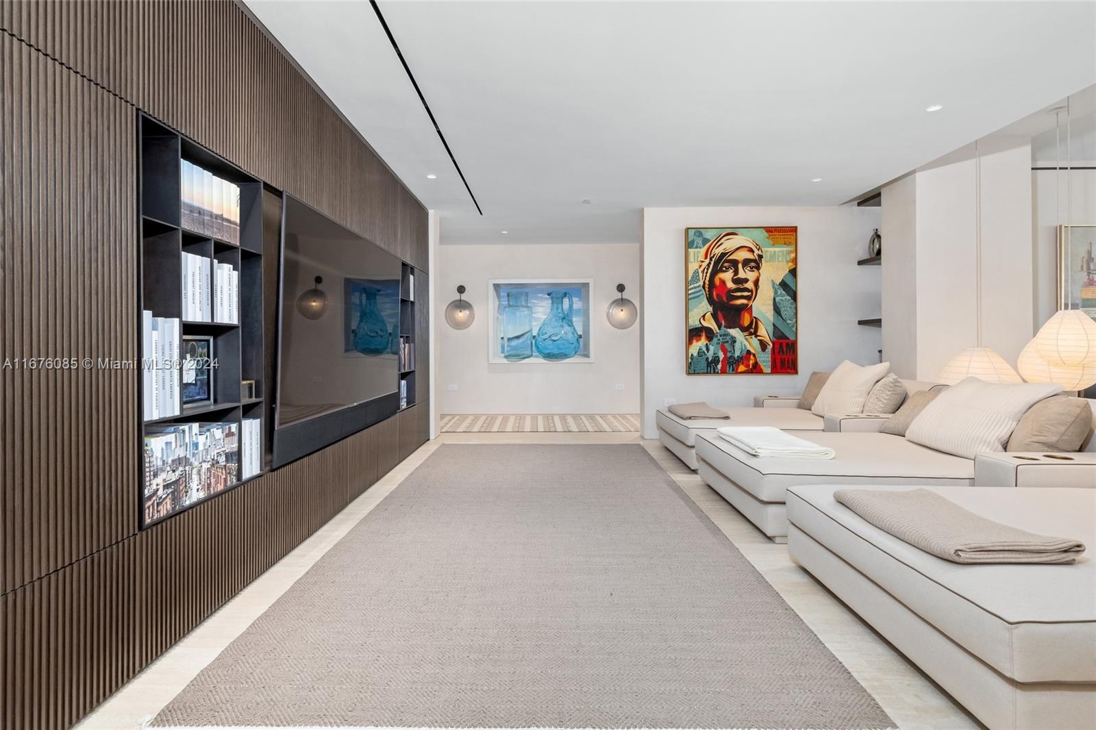 SURF CLUB CONDO - Residential