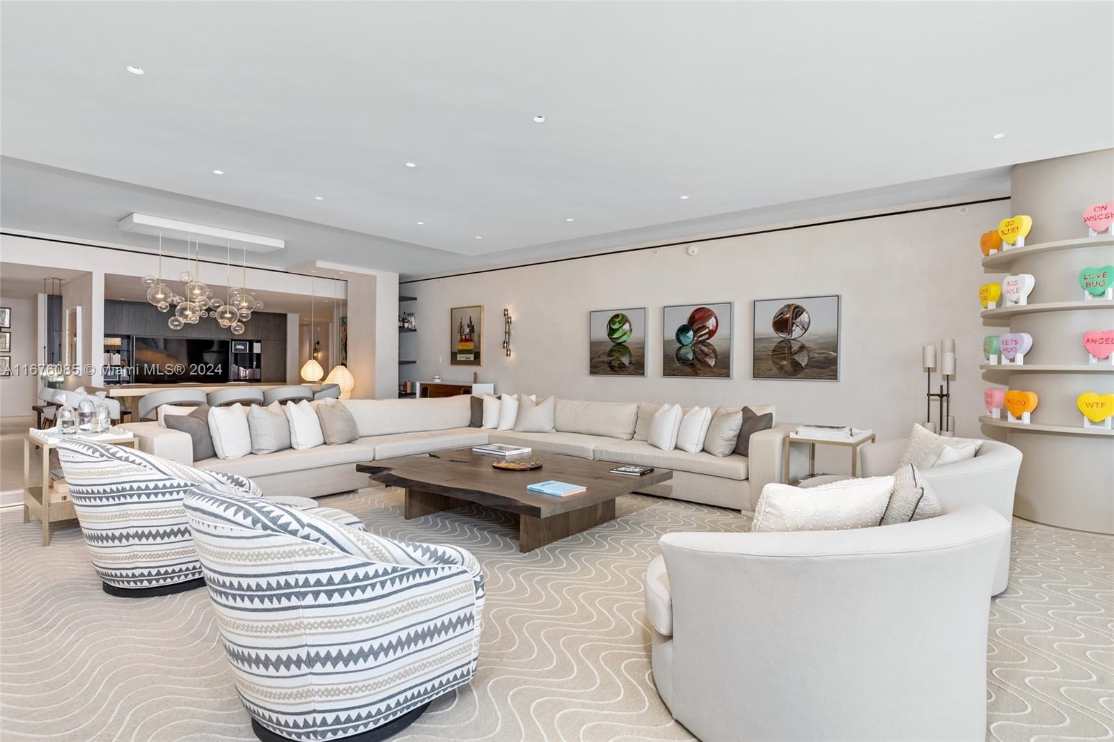 SURF CLUB CONDO - Residential