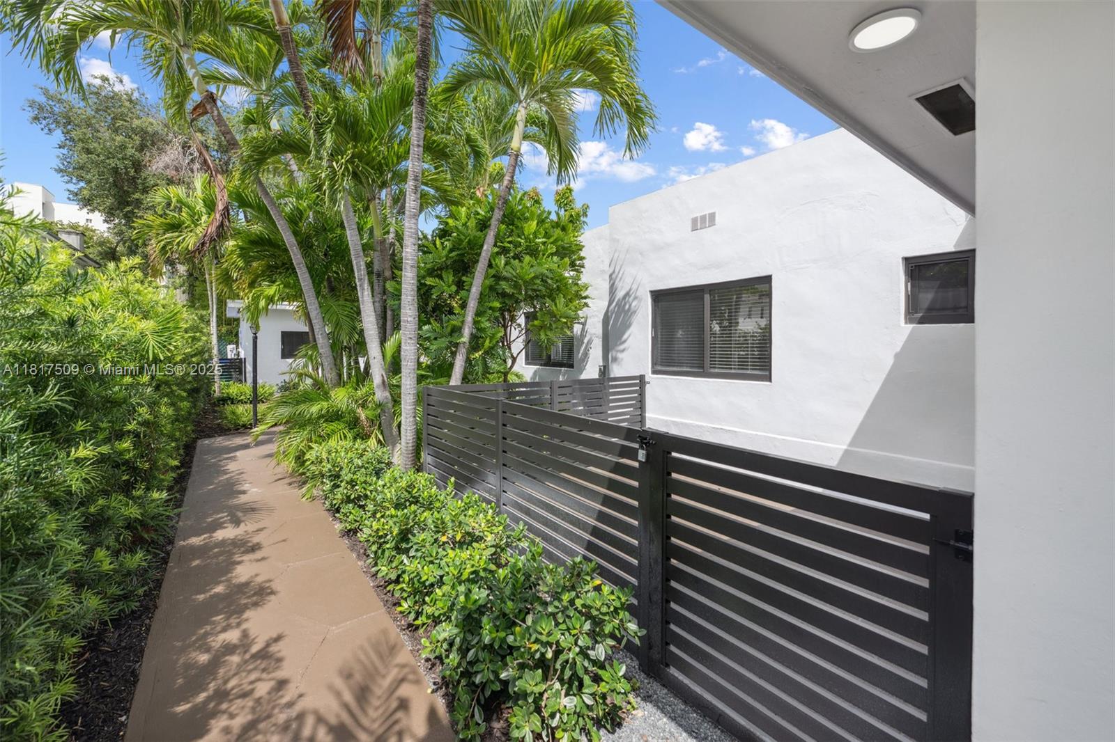 HOLLEMAN PARK - Residential