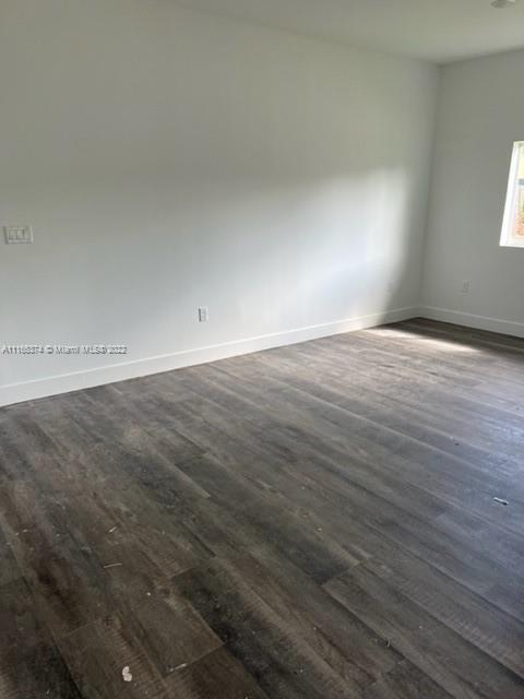 EMERALD ESTATES - Residential