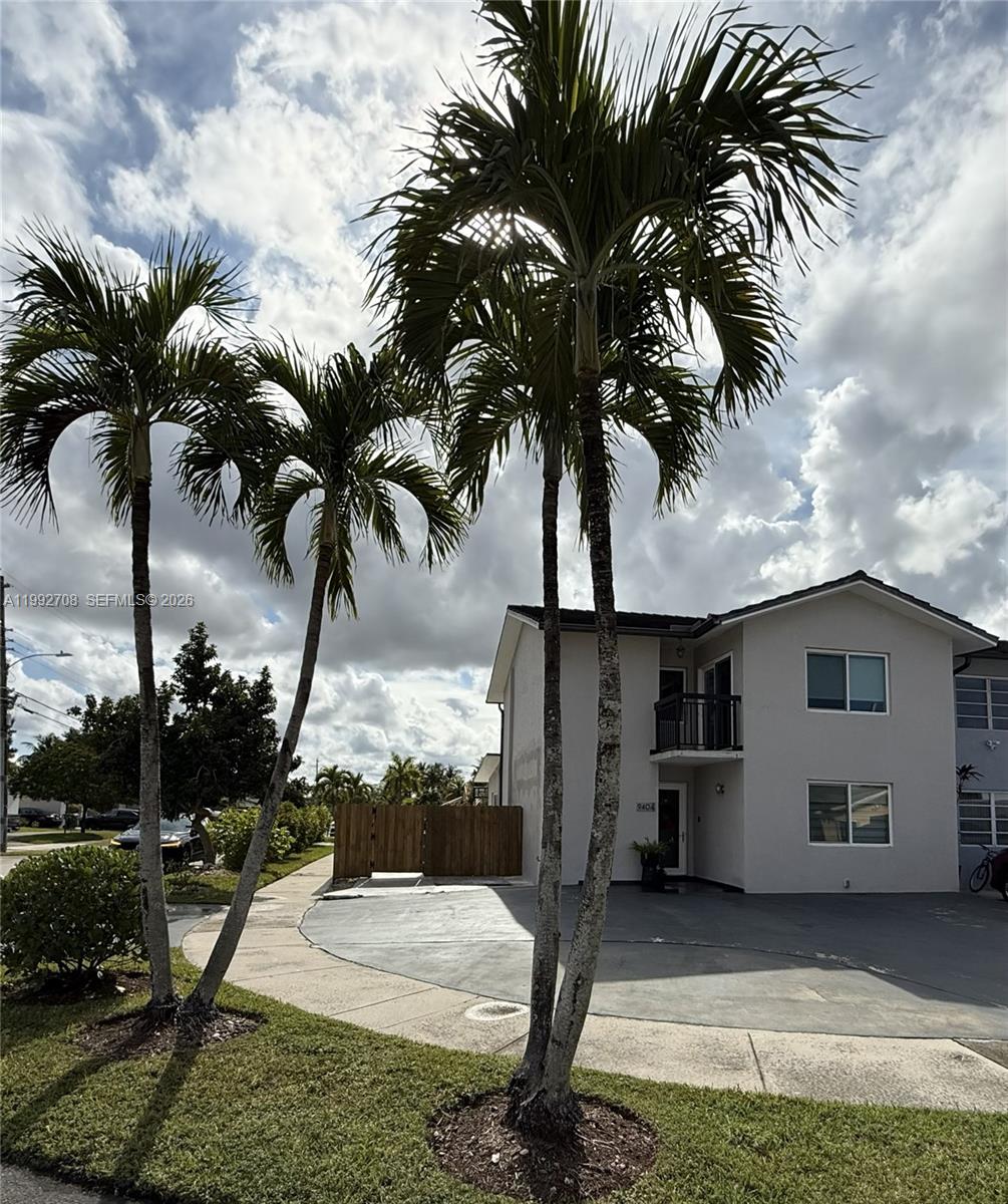 9414-16 SW 8 TERR CONDO - Residential