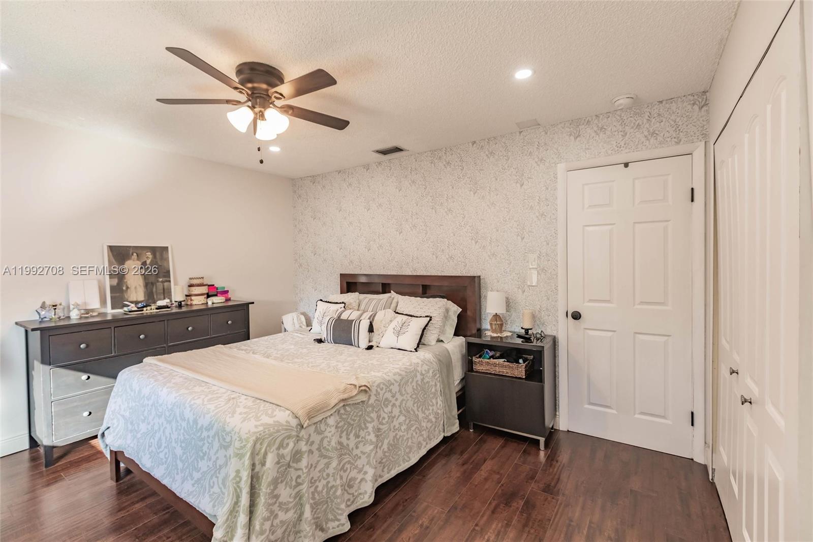 9414-16 SW 8 TERR CONDO - Residential