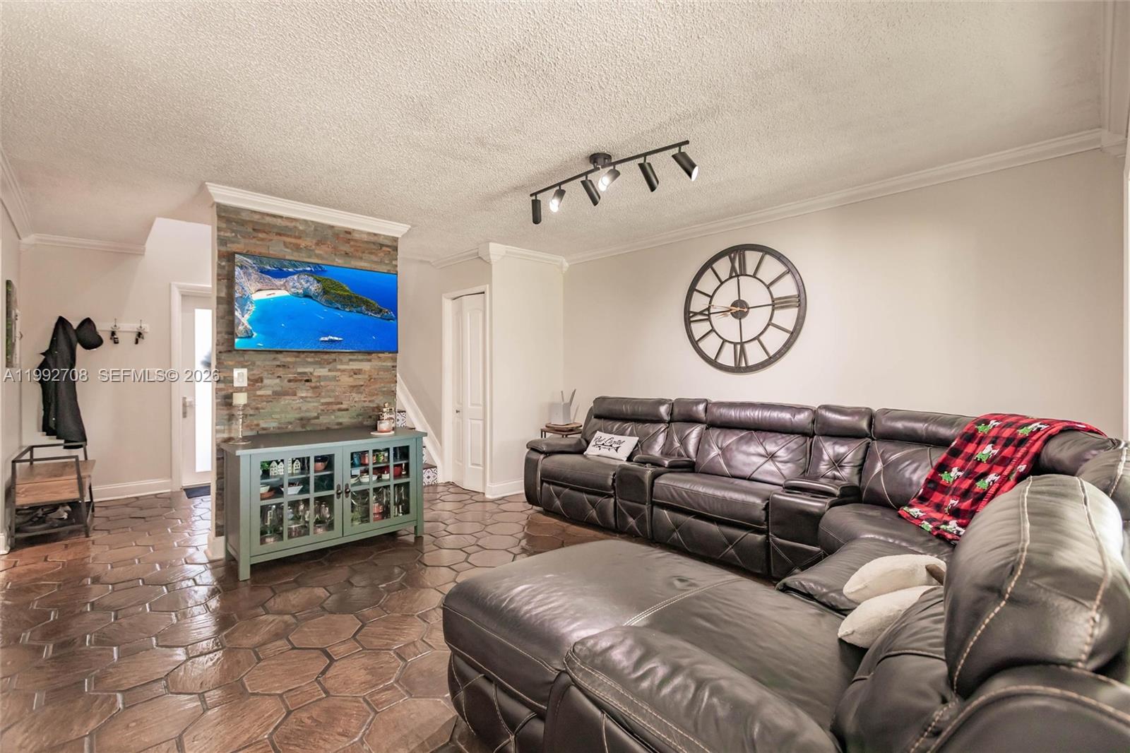 9414-16 SW 8 TERR CONDO - Residential