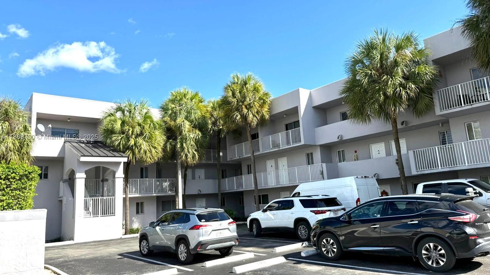 TERRAZAS DEL SOL CONDO - Residential
