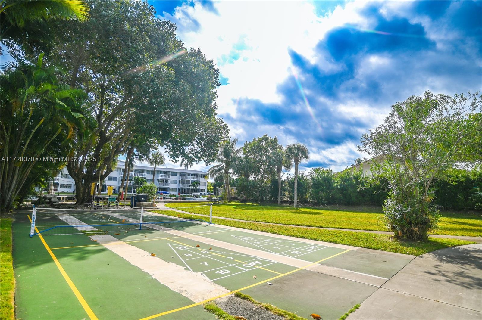 CASA PARADISO NORTH CO-OP - Residential