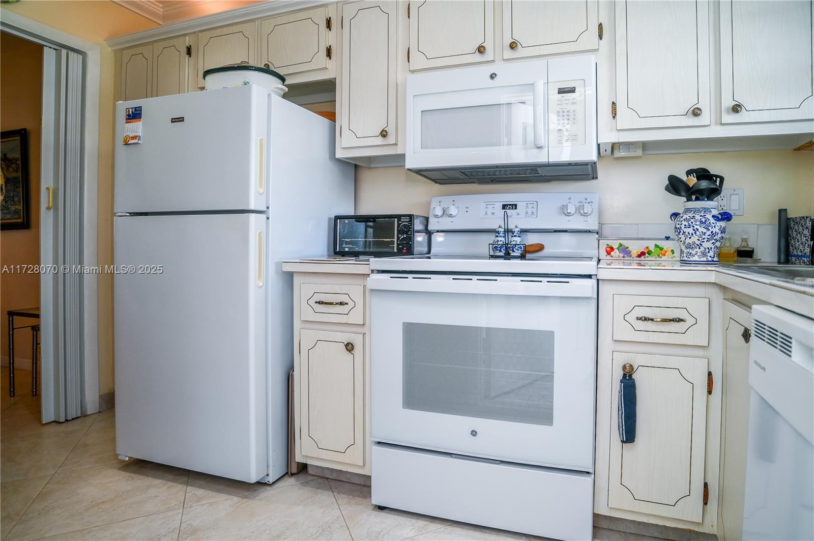 CASA PARADISO NORTH CO-OP - Residential