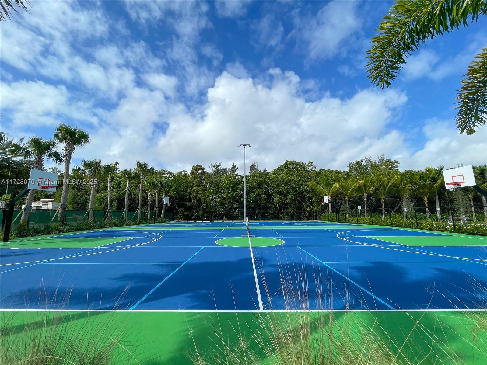 CASA PARADISO NORTH CO-OP - Residential