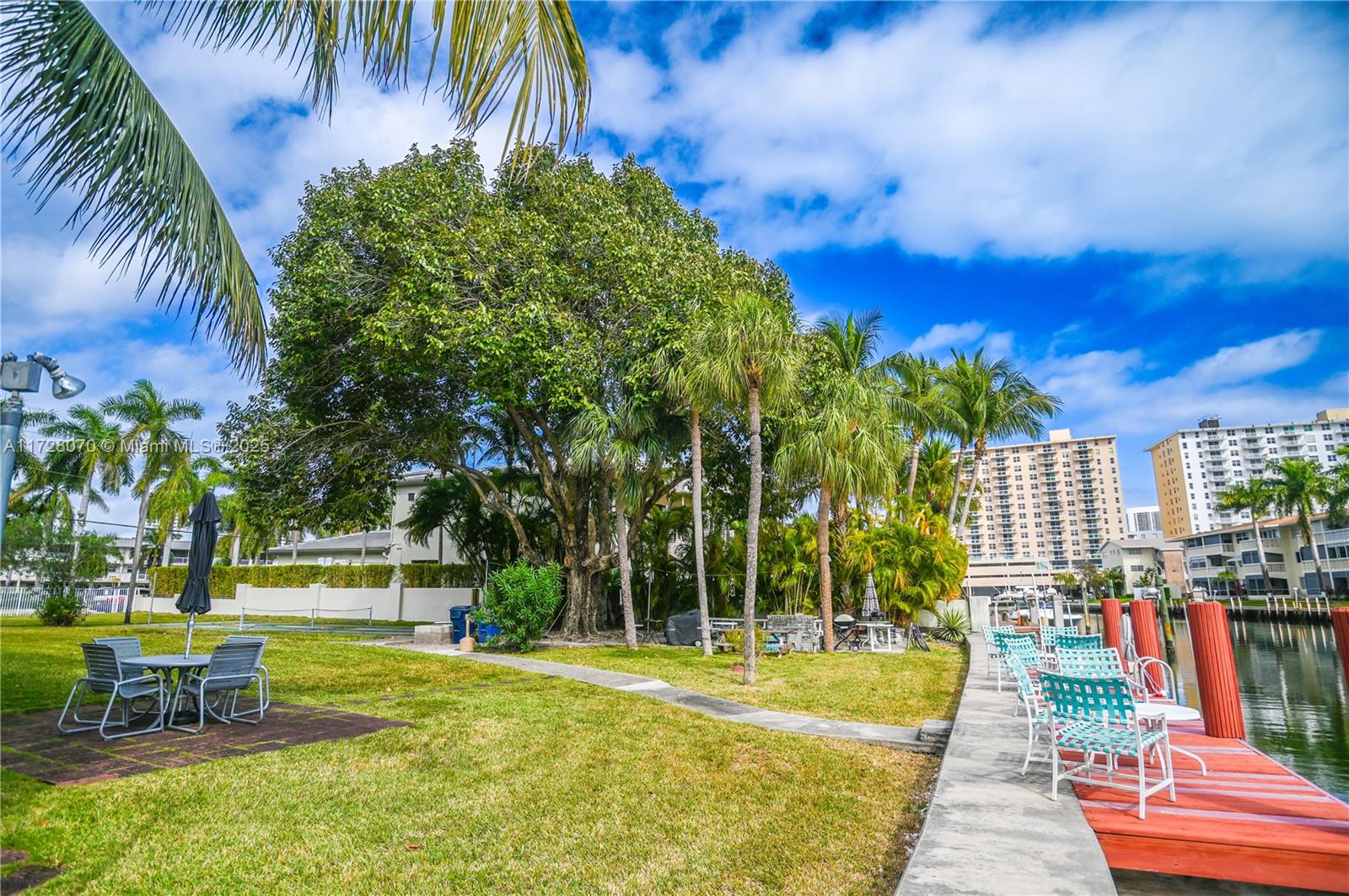 CASA PARADISO NORTH CO-OP - Residential