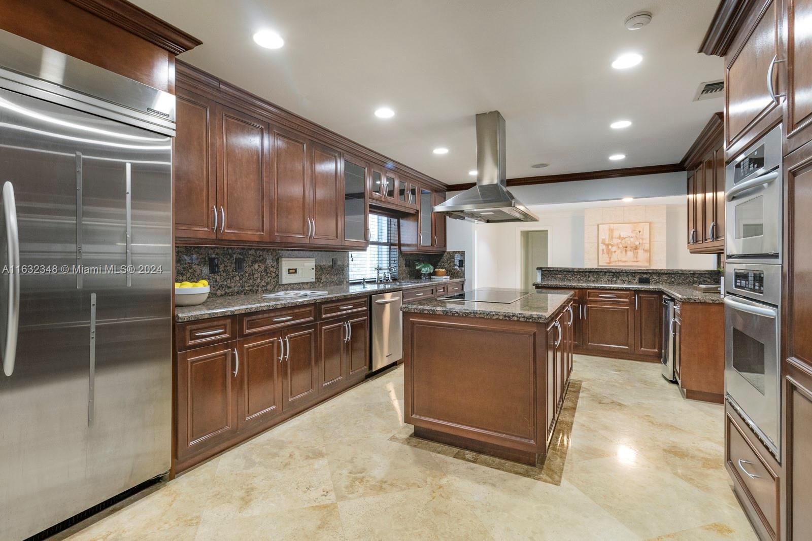 OLD ORCHARD ESTATES - Residential