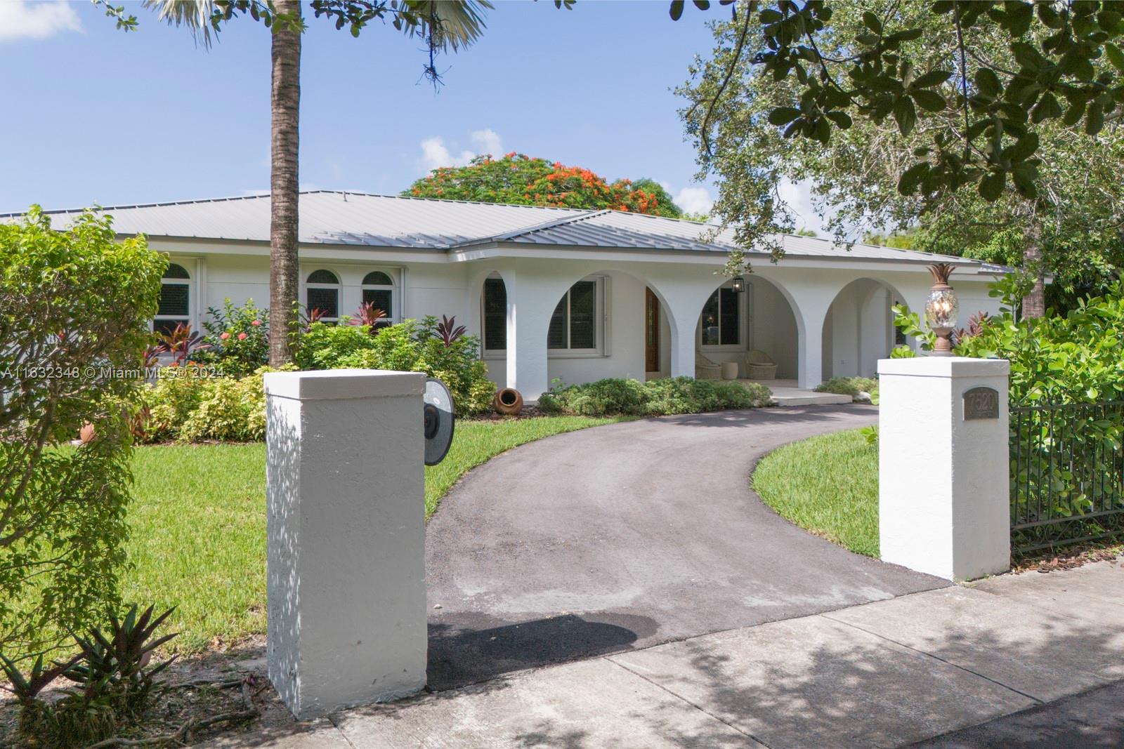 OLD ORCHARD ESTATES - Residential