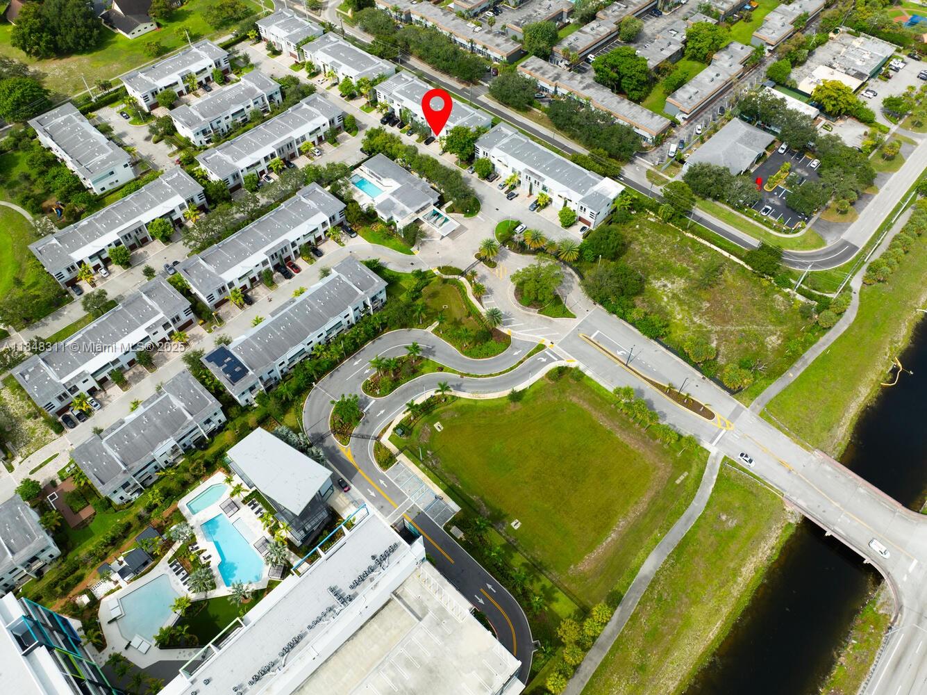 PLANTATION BUSINESS PARK - Residential