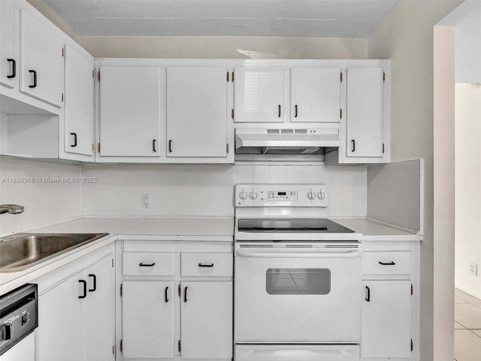 BISCAYA III CONDO - Residential