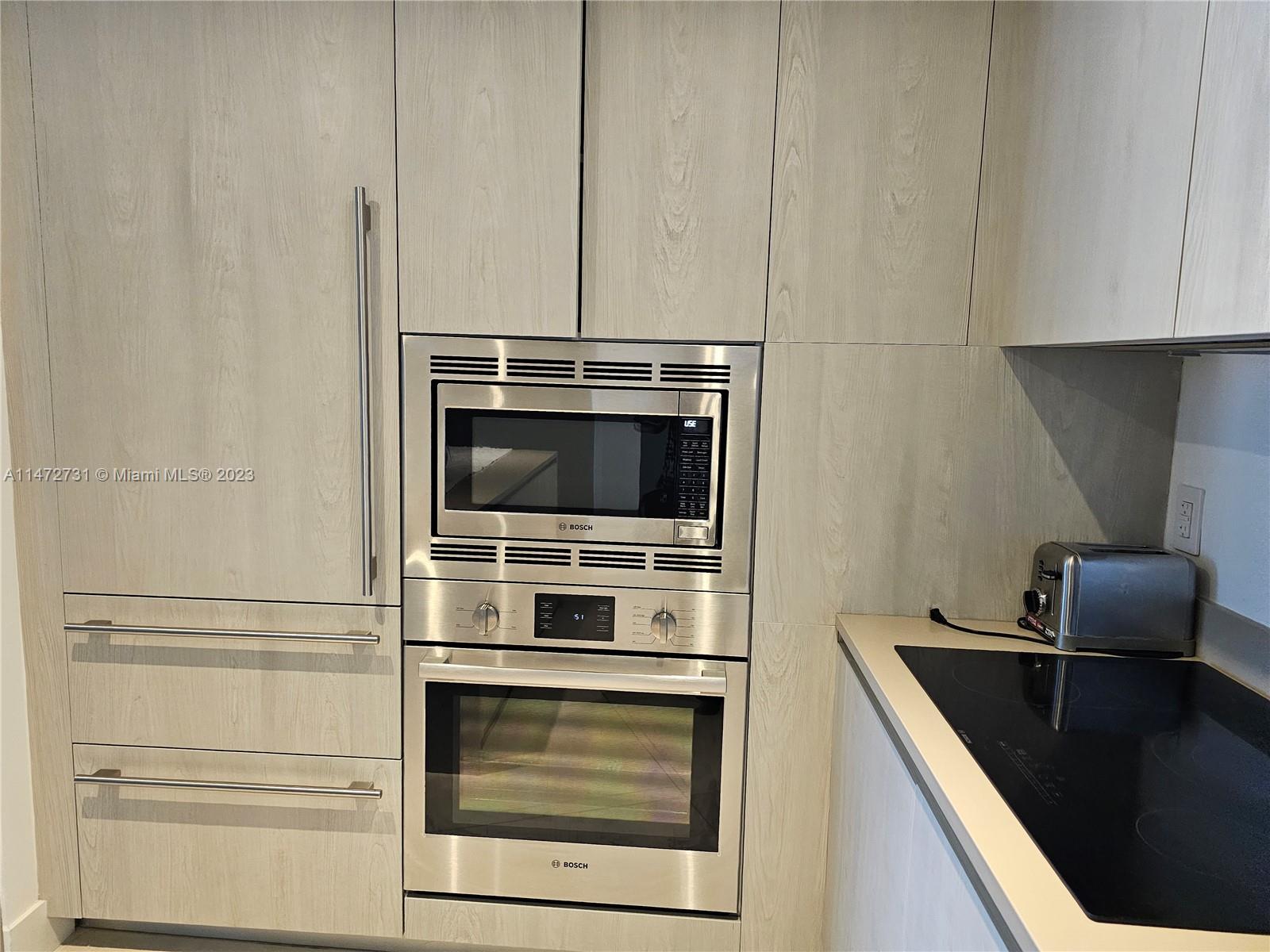 4111 SOUTH OCEAN DRIVE CO - Residential