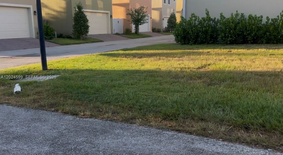 EAST LAKE VILLAGE NO 3 - Land