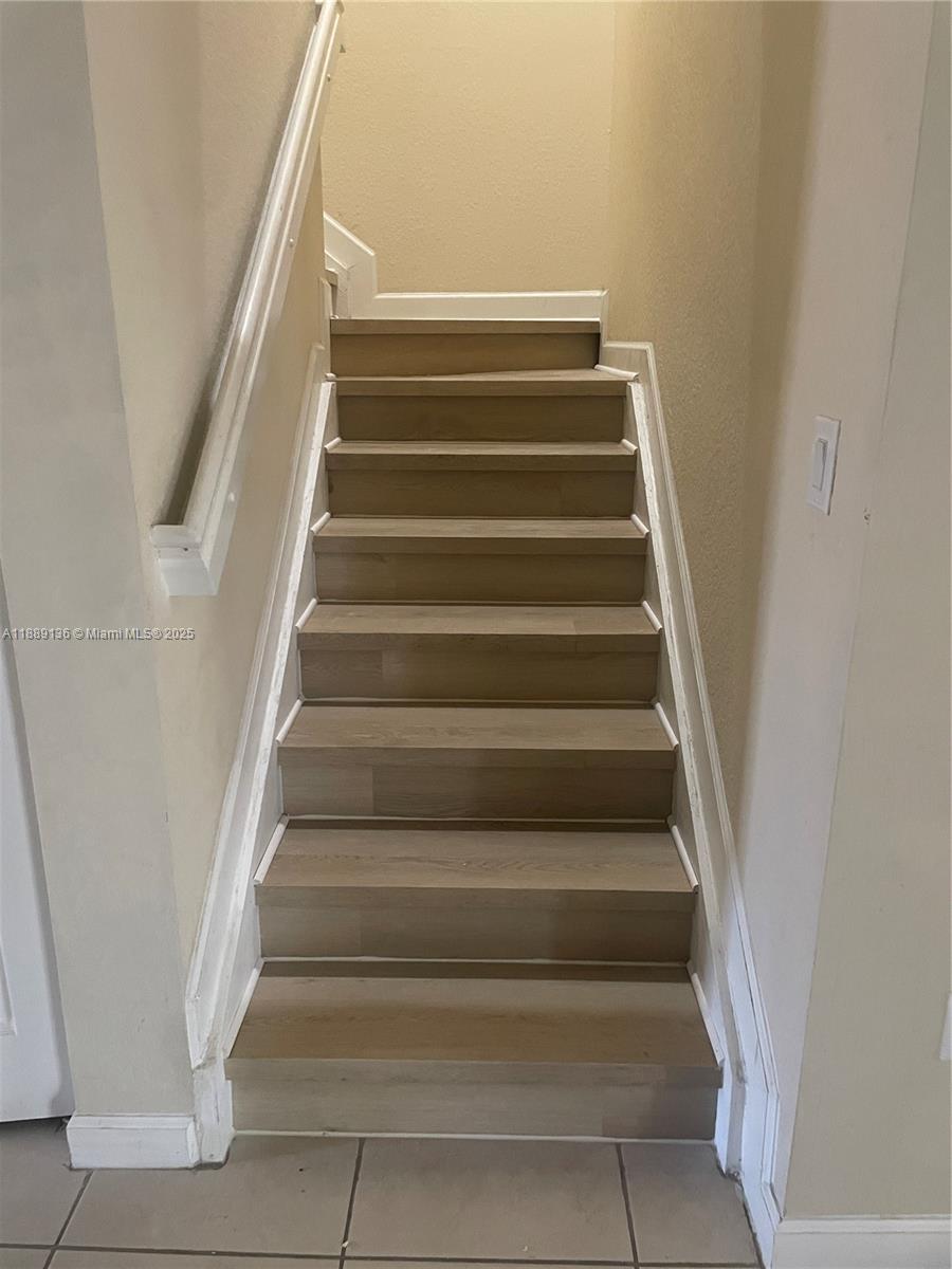 TRELLIS AT BAYSHORE - Residential