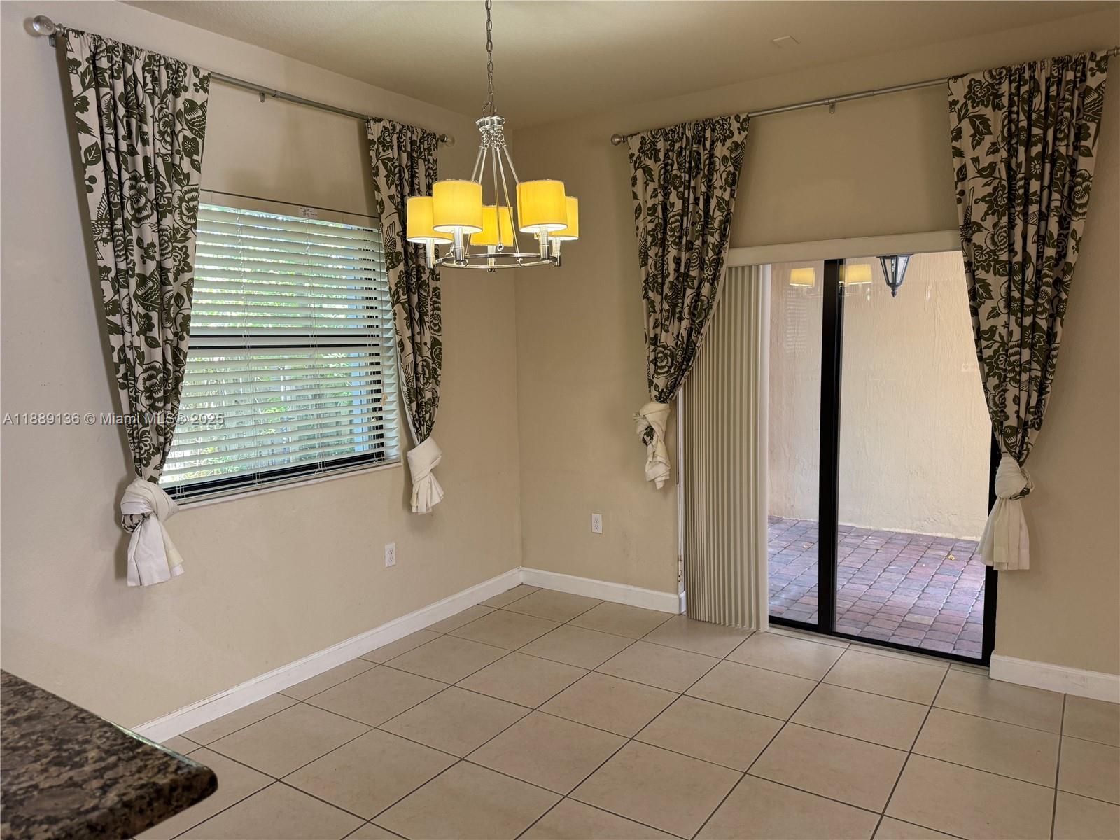 TRELLIS AT BAYSHORE - Residential