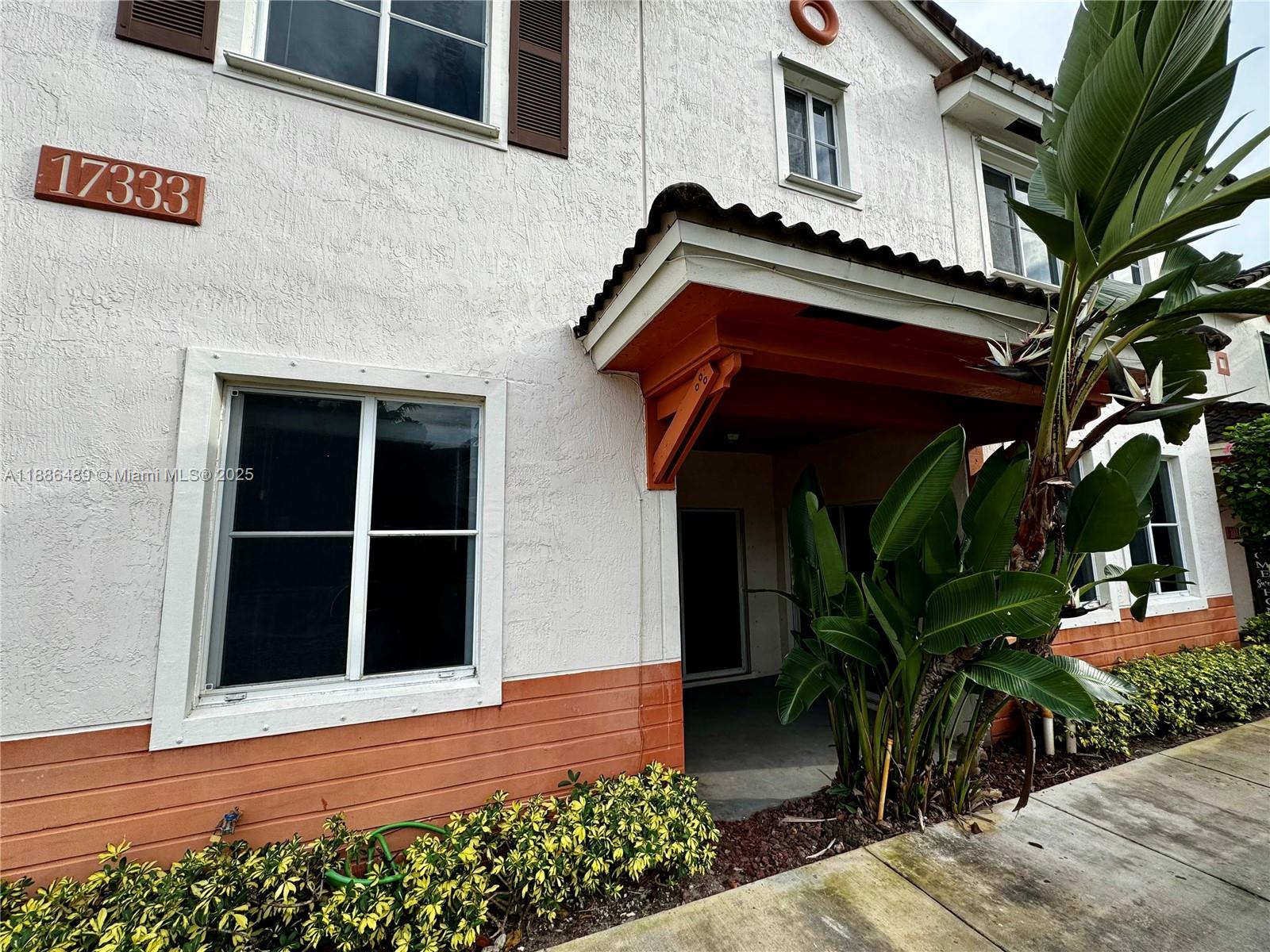 SOLABELLA CONDO - Residential Lease