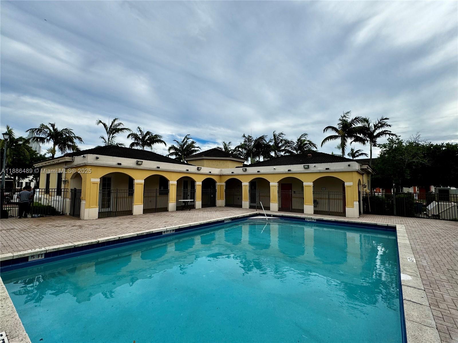 SOLABELLA CONDO - Residential Lease