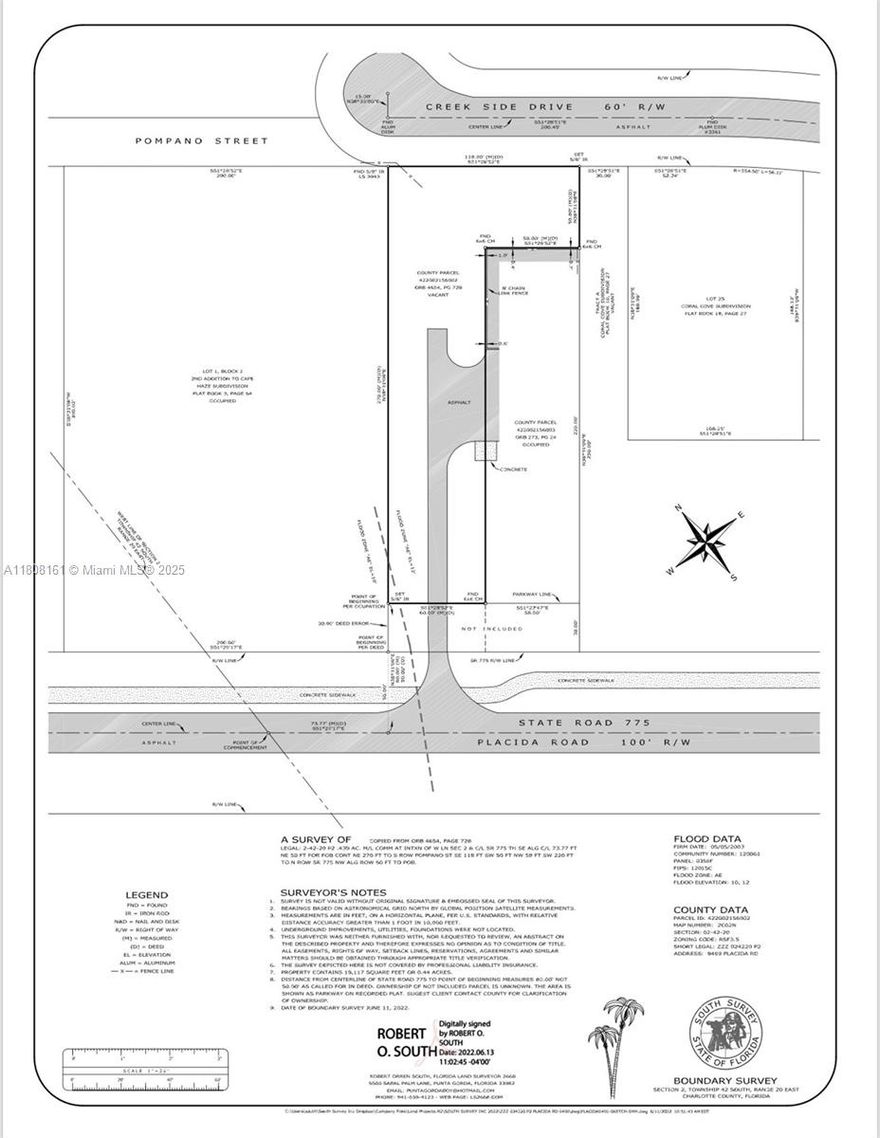 Great location on the main street , easy access can build up to 2 homes up to approximately 8000 ft.² or redone for commercial use