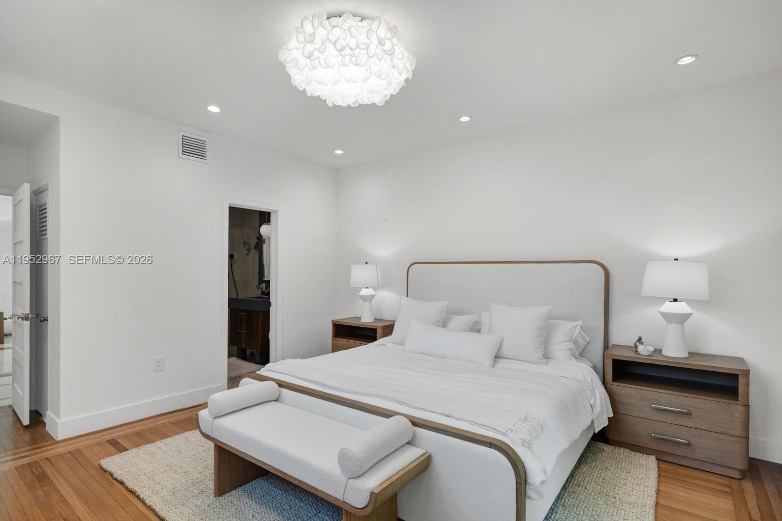 SURPRISE LAKE - Residential