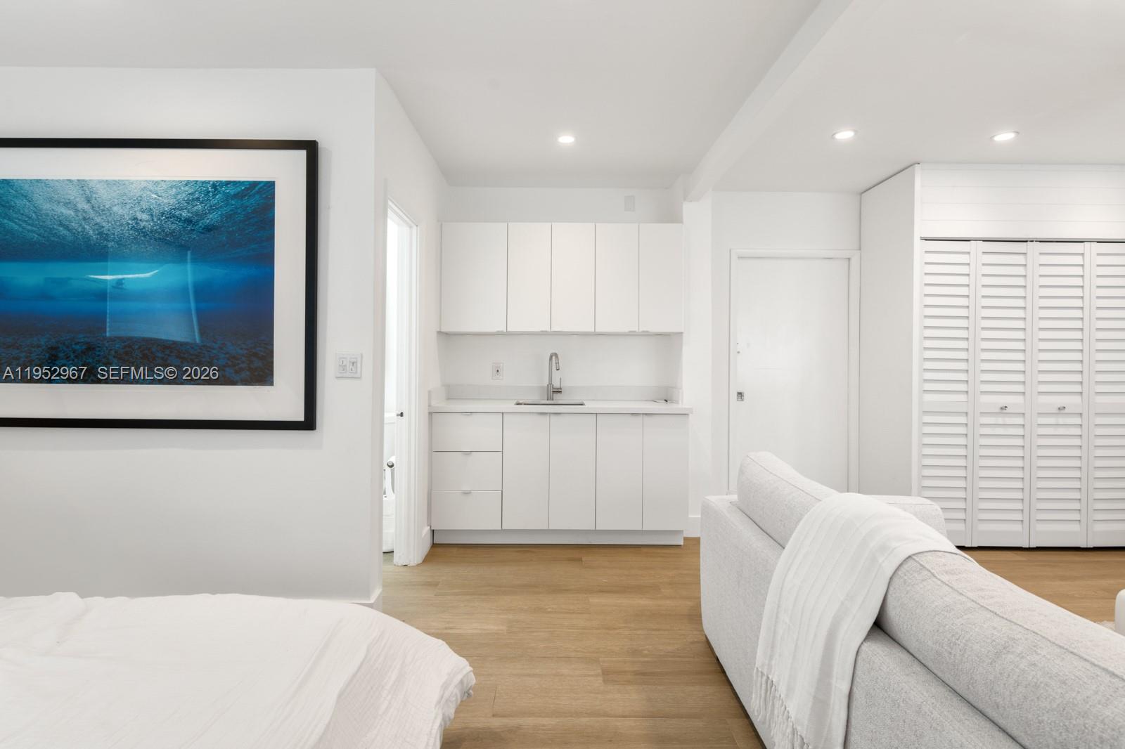 SURPRISE LAKE - Residential