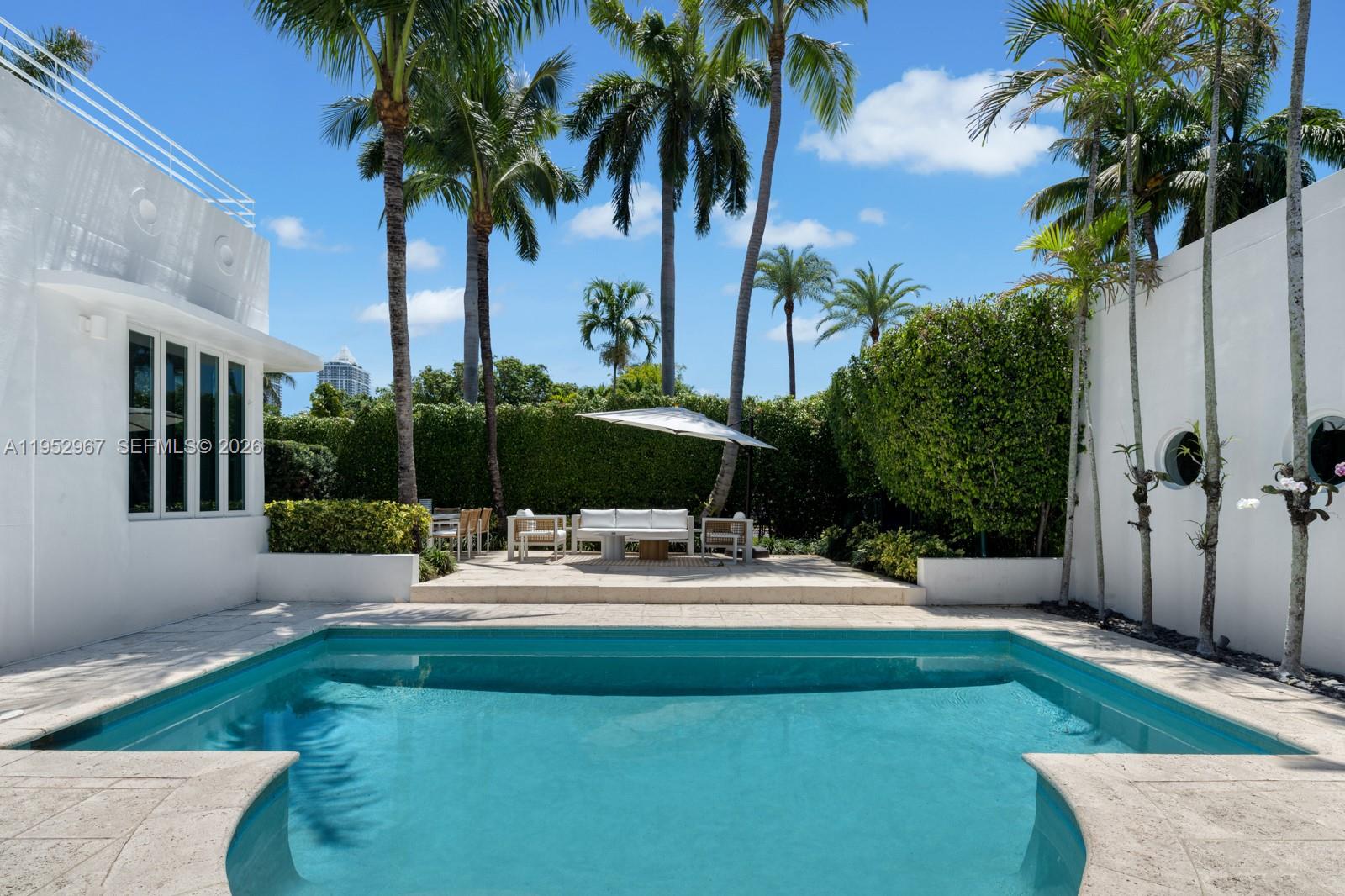 SURPRISE LAKE - Residential