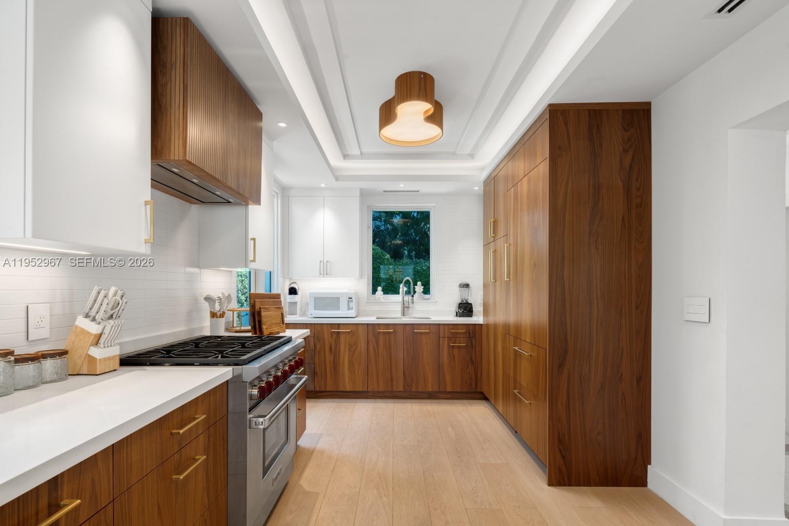 SURPRISE LAKE - Residential