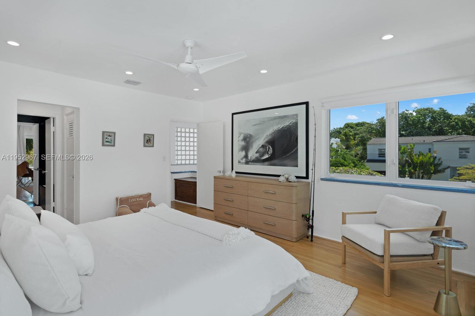 SURPRISE LAKE - Residential